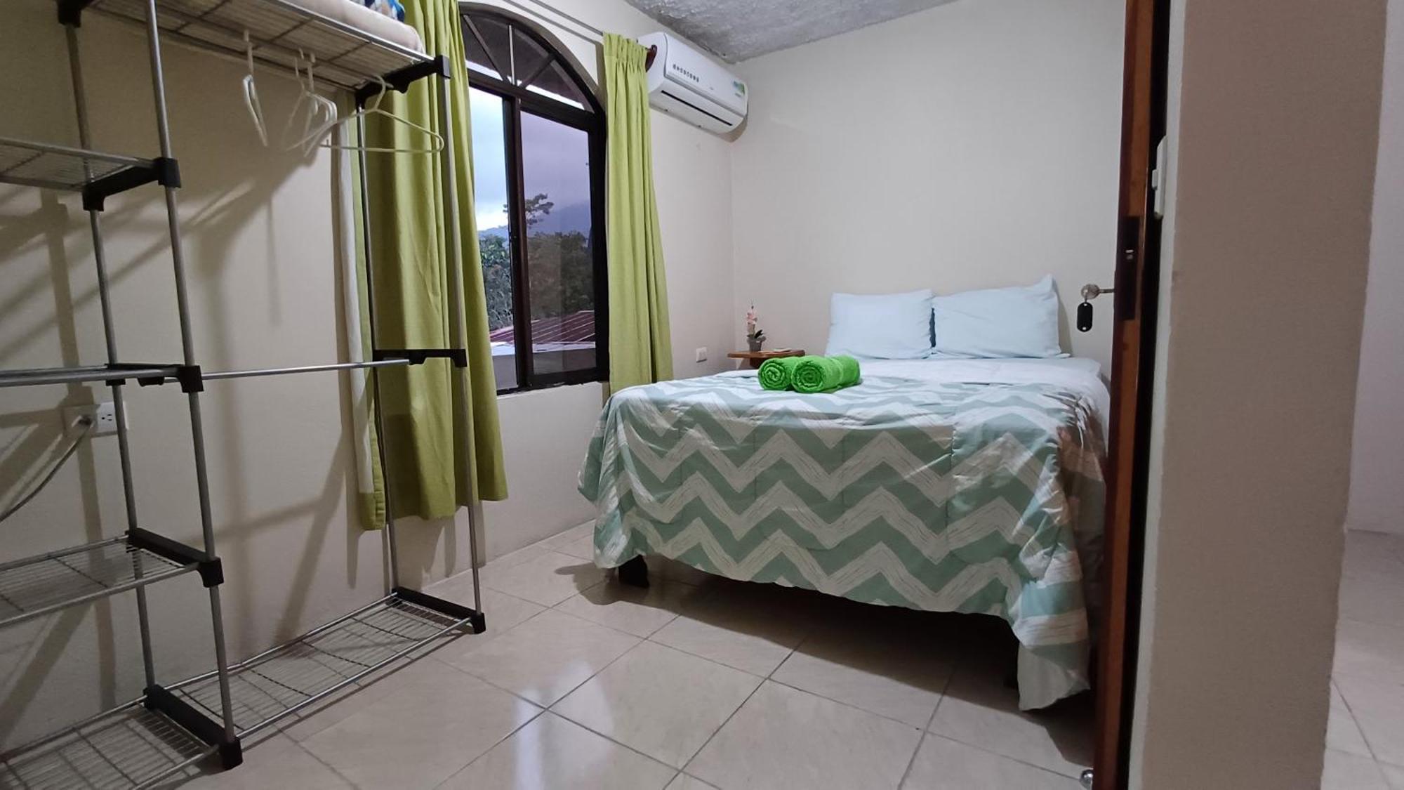 Alinas House Apartment La Fortuna Exterior photo