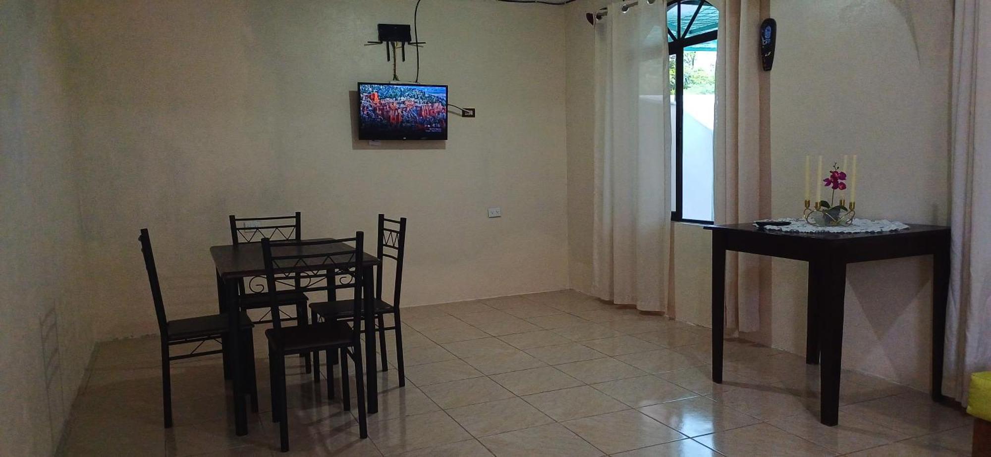 Alinas House Apartment La Fortuna Exterior photo