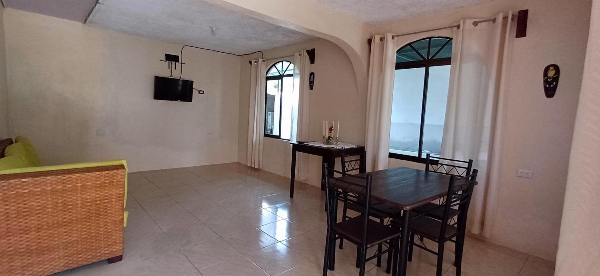 Alinas House Apartment La Fortuna Exterior photo