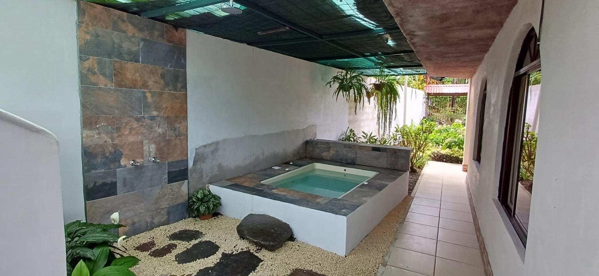 Alinas House Apartment La Fortuna Exterior photo